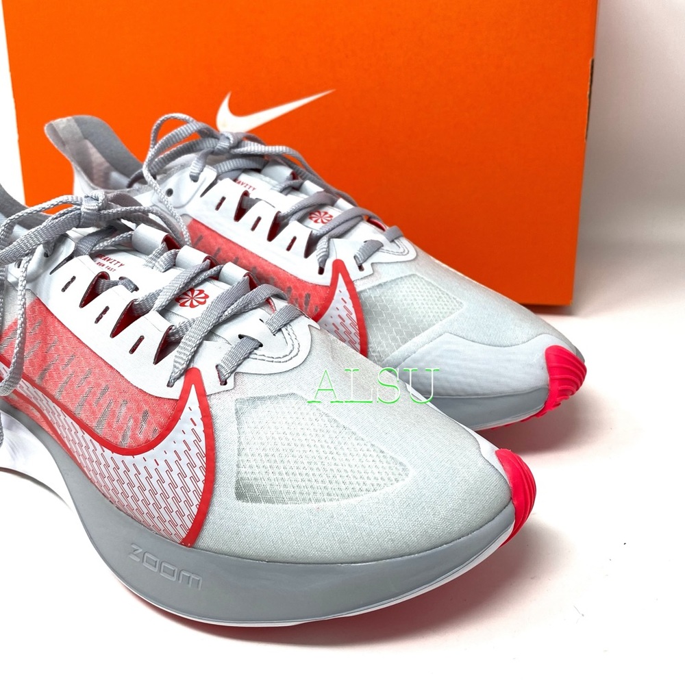 Nike Zoom Gravity Pure Platinum Women’s Sneakers - Picture 3 of 10